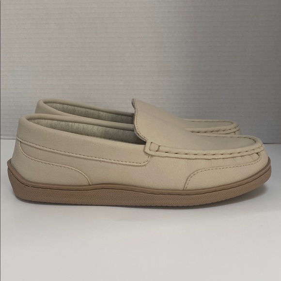 My Slipper by My Pillow Women's Moccasin Slippers Beach Beige Size 8 NWOT - Picture 4 of 10